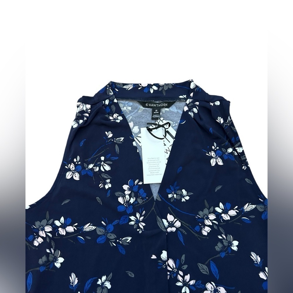 41 Hawthorn Stitch Fix Navy Floral Print Sleeveless VNeck Knit Blouse NWT Sz PS - Picture 3 of 8